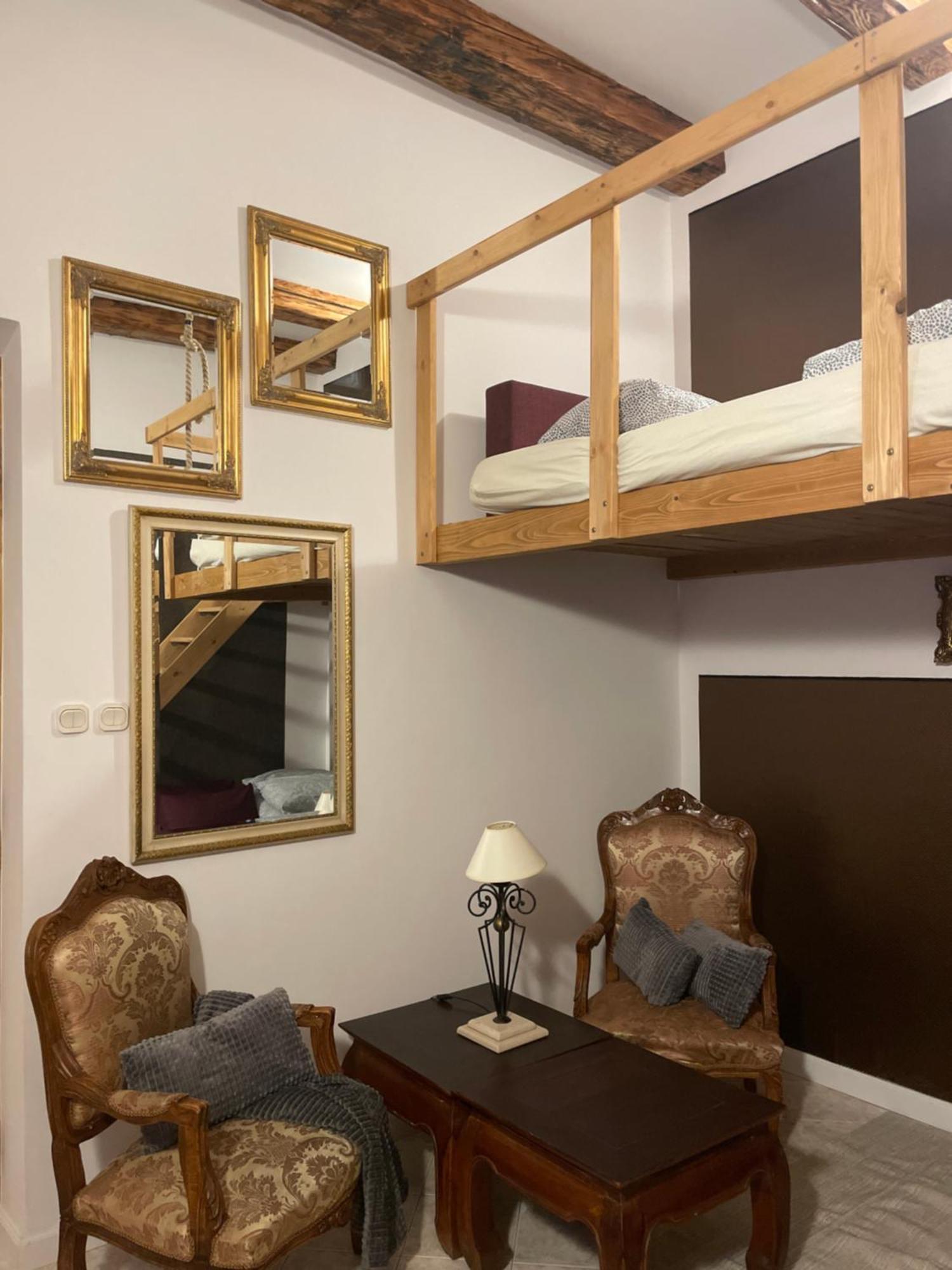 Family Suite Krasków Εξωτερικό φωτογραφία