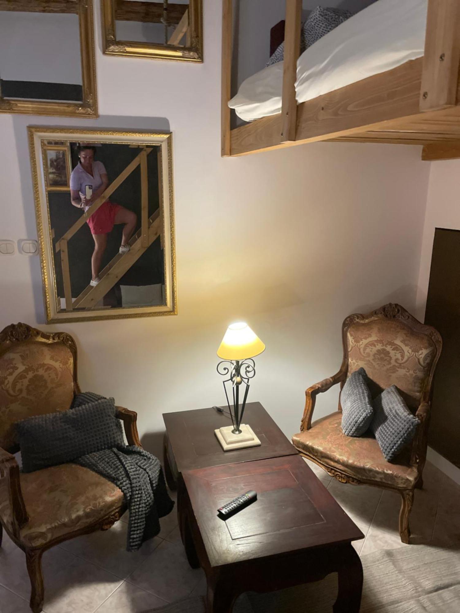 Family Suite Krasków Εξωτερικό φωτογραφία