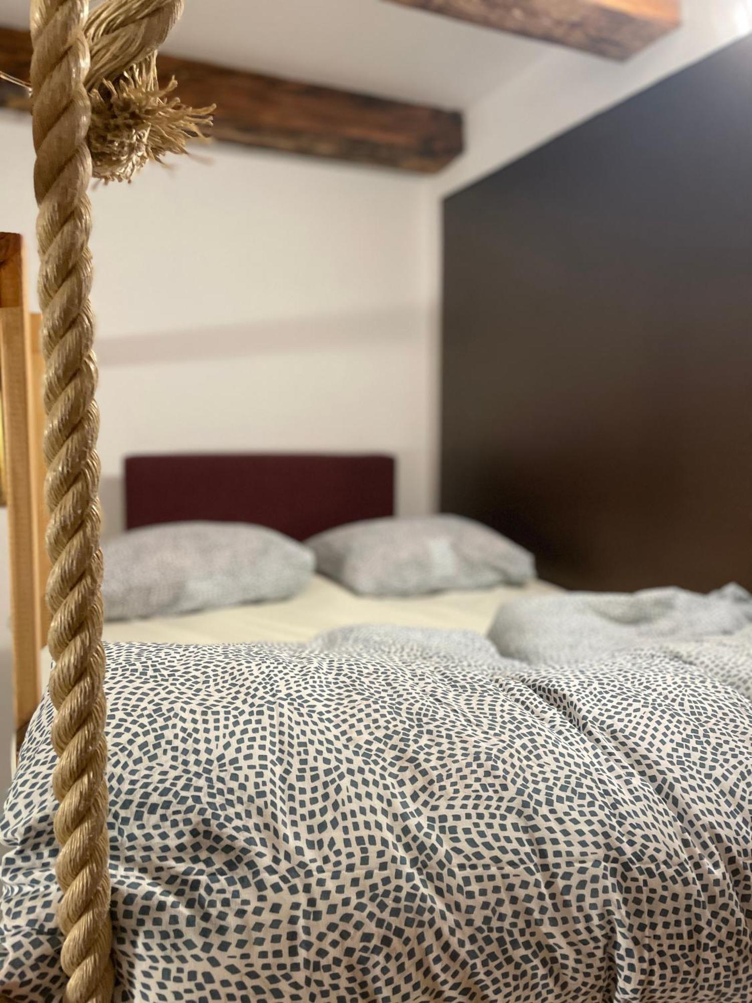 Family Suite Krasków Εξωτερικό φωτογραφία